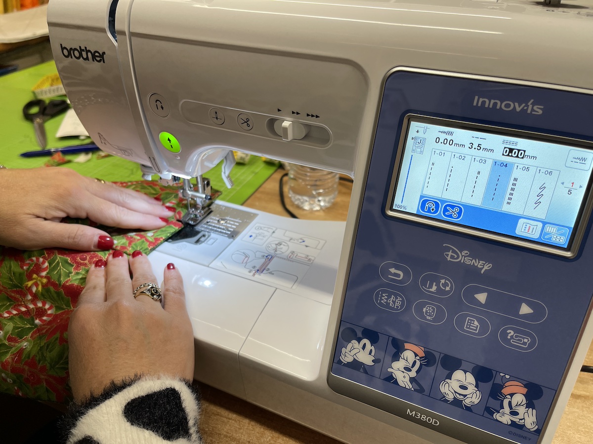 Corsi di cucito: come si usa la macchina da cucire